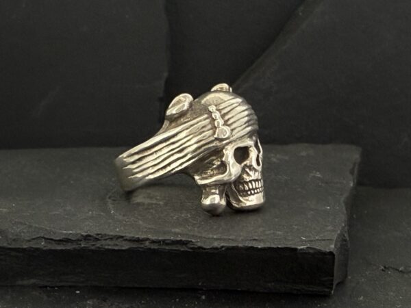 JD’s PIRATE RING REPLICA - Image 4